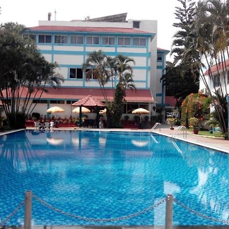 Ramanashree California Resort Yelahanka Esterno foto